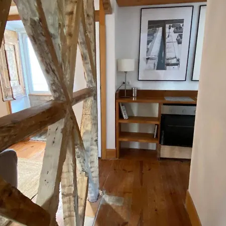 Апартаменты Cozy - Center, Sunny And Pratical Лиссабон