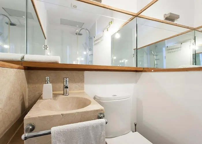 Cozy - Center, Sunny And Pratical Апартаменты